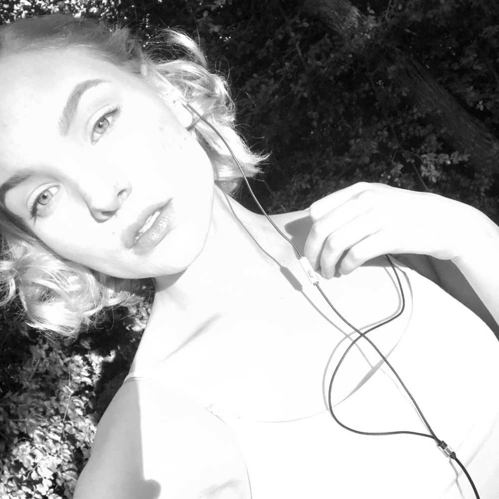 Meet your Posher, Gina